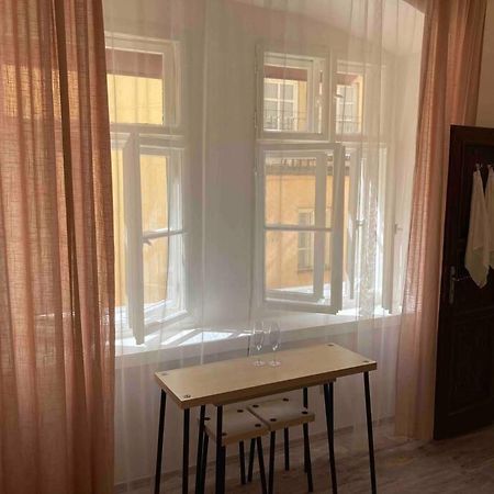 Studio In Gothic House, 50M To The Old Town Square Prague Ngoại thất bức ảnh