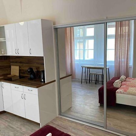 Studio In Gothic House, 50M To The Old Town Square Prague Ngoại thất bức ảnh